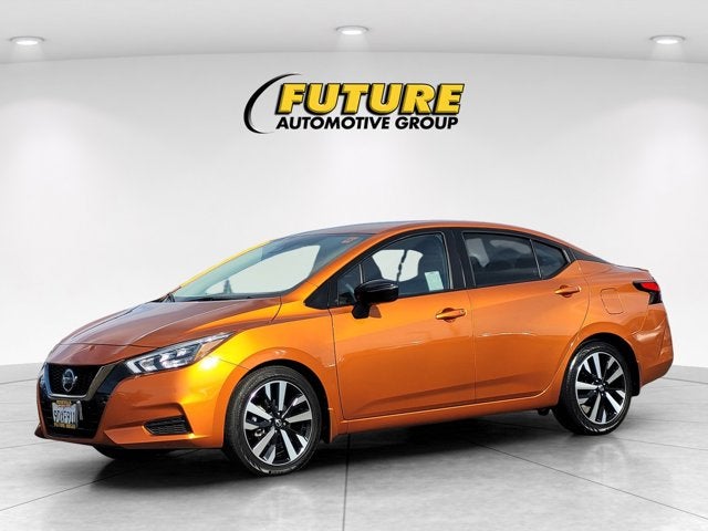 2022 Nissan Versa SR