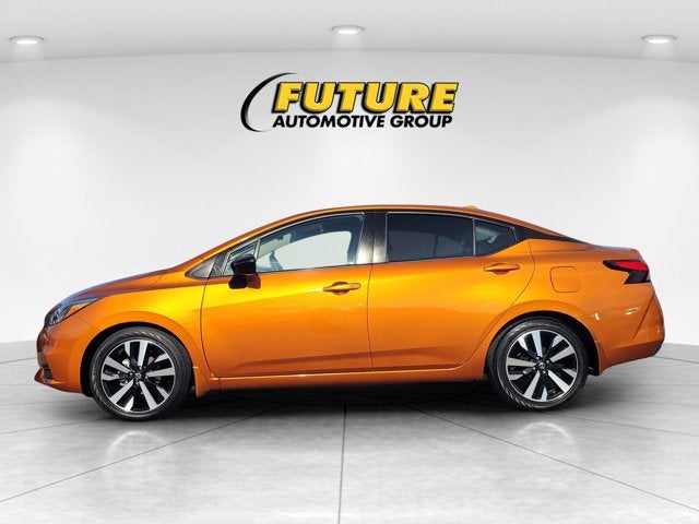 2022 Nissan Versa SR