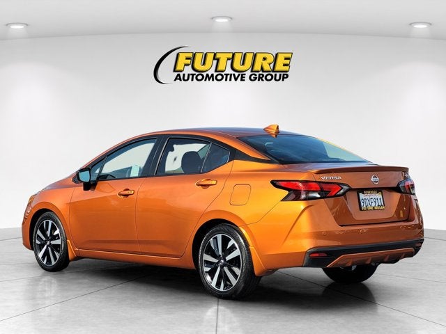 2022 Nissan Versa SR
