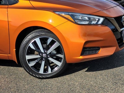 2022 Nissan Versa SR