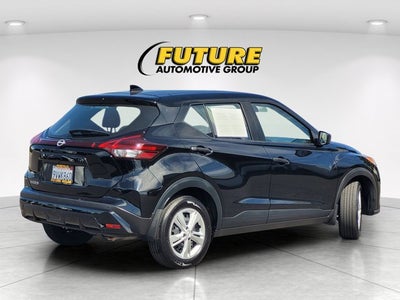 2025 Nissan Kicks Play S