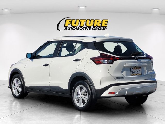 2024 Nissan Kicks S