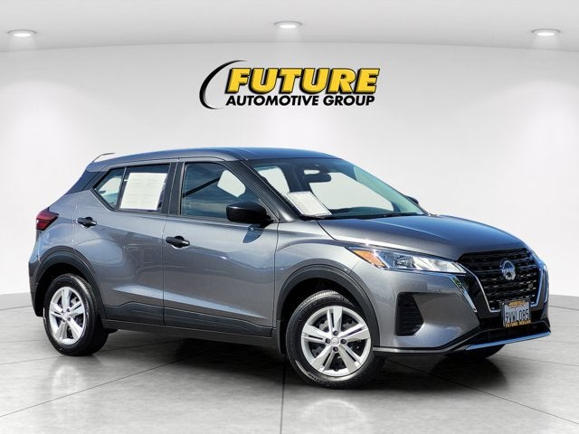 2025 Nissan Kicks Play S