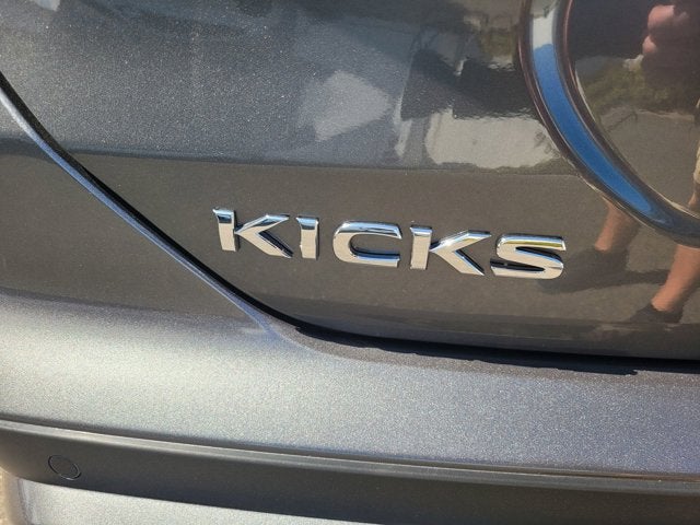 2025 Nissan Kicks Play S