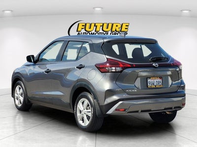 2025 Nissan Kicks Play S