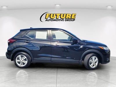 2025 Nissan Kicks Play S
