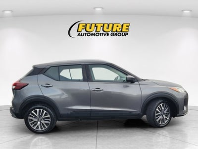 2021 Nissan Kicks SV
