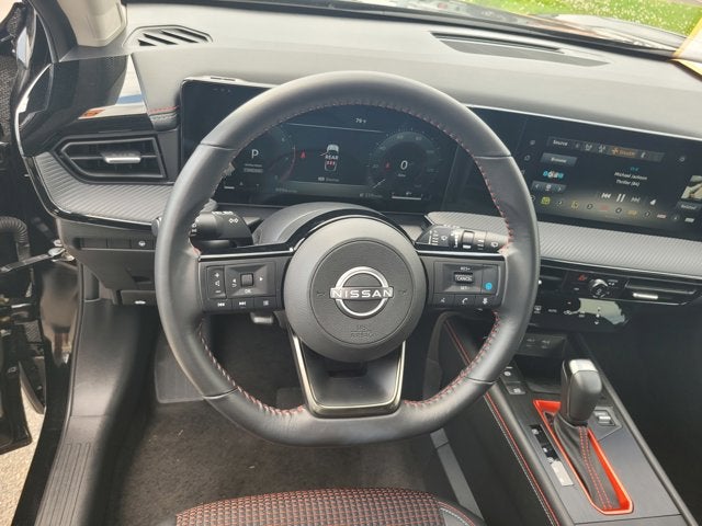 2025 Nissan Kicks SR