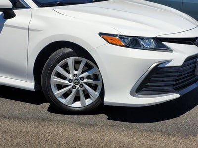 2022 Toyota Camry LE