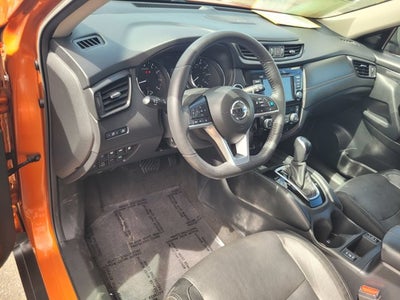 2020 Nissan Rogue SL