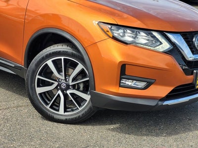 2020 Nissan Rogue SL