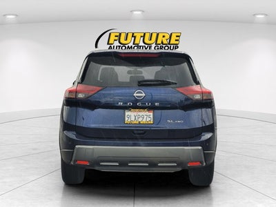 2024 Nissan Rogue SL
