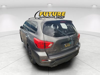 2018 Nissan Pathfinder SL