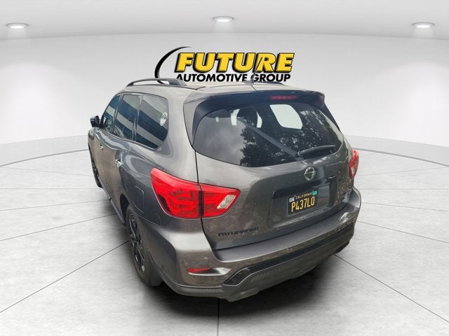 2018 Nissan Pathfinder SL