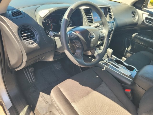 2019 Nissan Pathfinder S