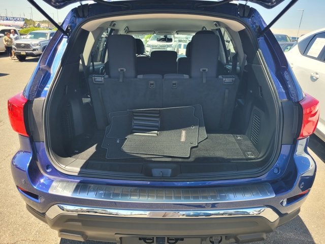 2017 Nissan Pathfinder SV