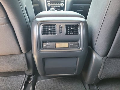 2017 Nissan Pathfinder SV