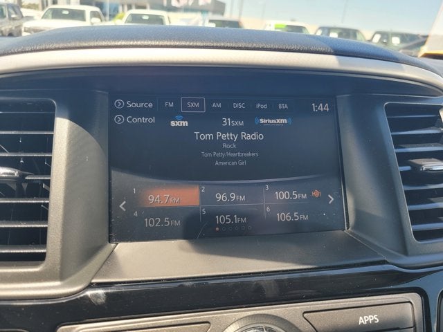 2017 Nissan Pathfinder SV