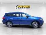 2017 Nissan Pathfinder SV