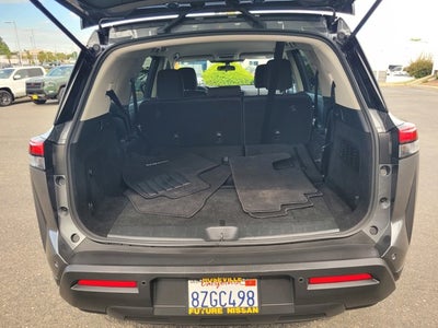 2022 Nissan Pathfinder S