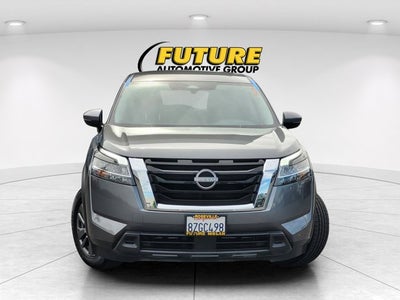 2022 Nissan Pathfinder S