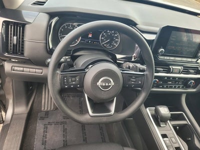2022 Nissan Pathfinder S