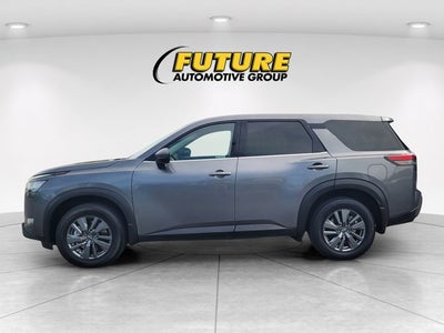 2022 Nissan Pathfinder S