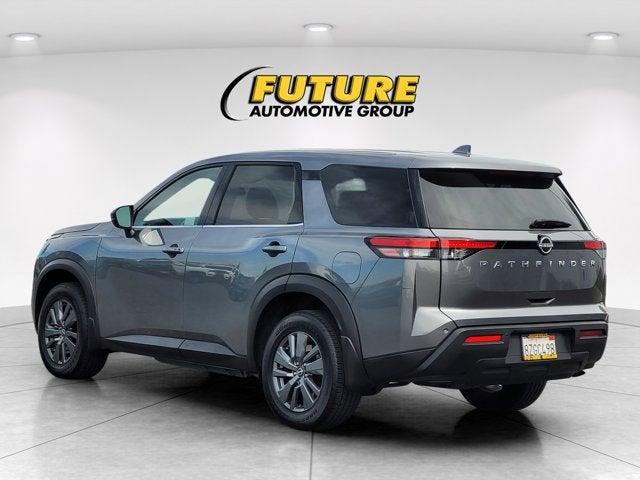 2022 Nissan Pathfinder S
