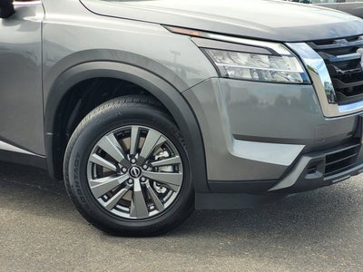 2022 Nissan Pathfinder S