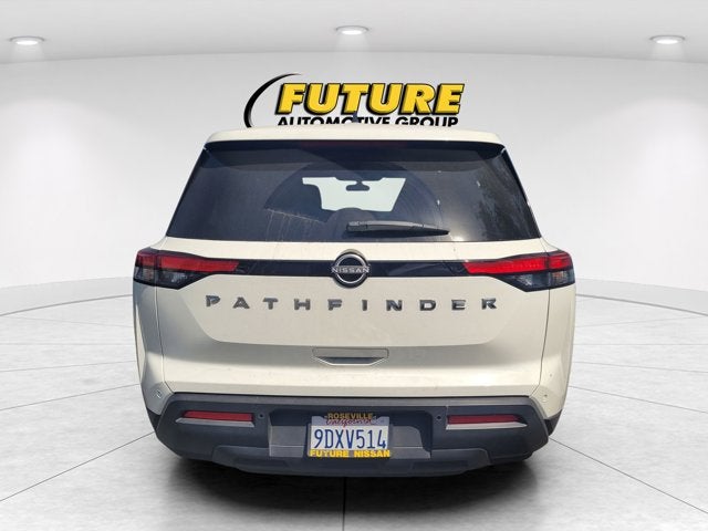 2023 Nissan Pathfinder S