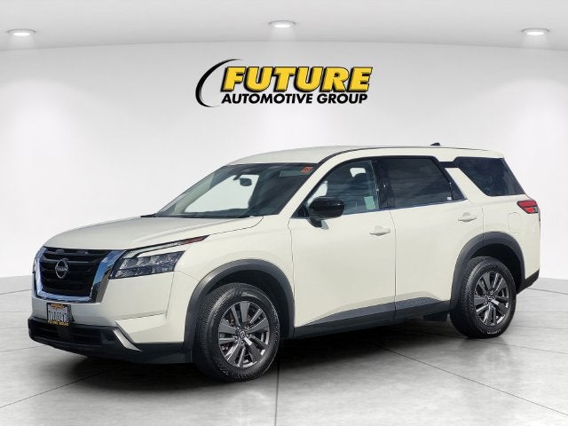 2024 Nissan Pathfinder S