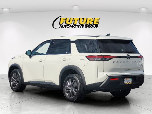 2024 Nissan Pathfinder S