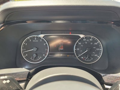 2025 Nissan Pathfinder SV