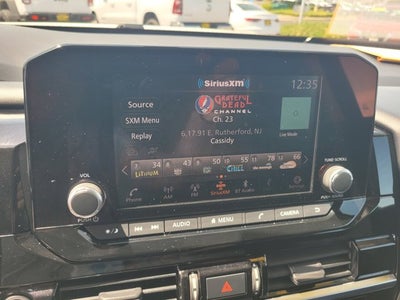 2022 Nissan Pathfinder SV