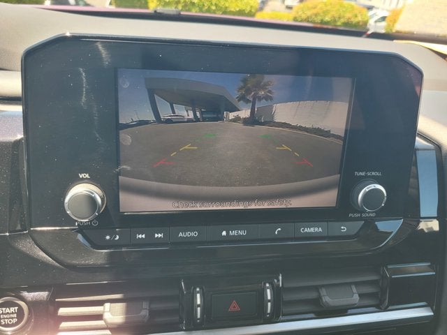 2023 Nissan Pathfinder SV