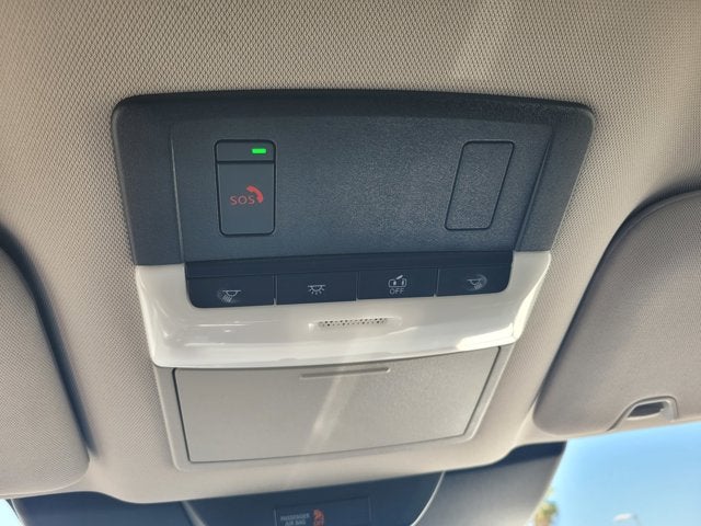 2023 Nissan Pathfinder SV