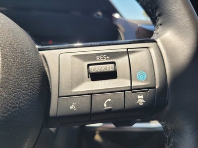 2023 Nissan Pathfinder SV