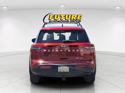 2023 Nissan Pathfinder SV