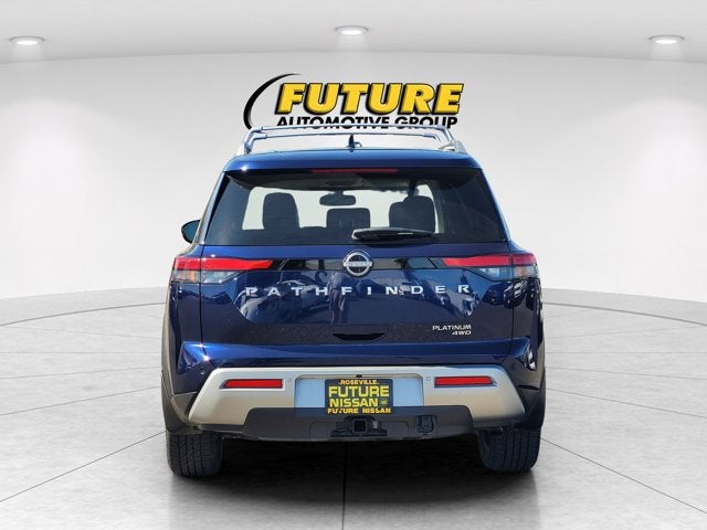 2022 Nissan Pathfinder Platinum
