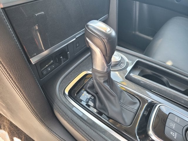 2024 Nissan Armada SV