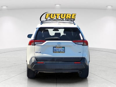2019 Toyota RAV4 LE