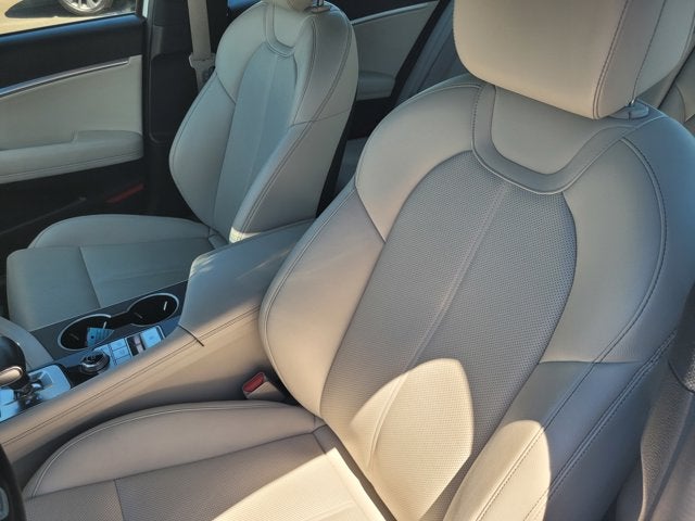 2024 Genesis G70 2.5T
