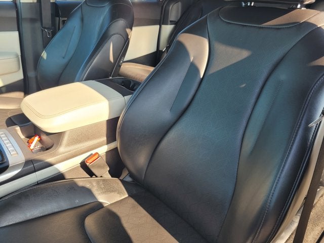 2022 Kia Carnival LXS