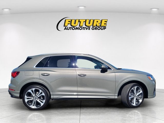 2020 Audi Q3 S line Prestige