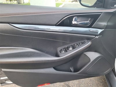 2020 Nissan Maxima SR