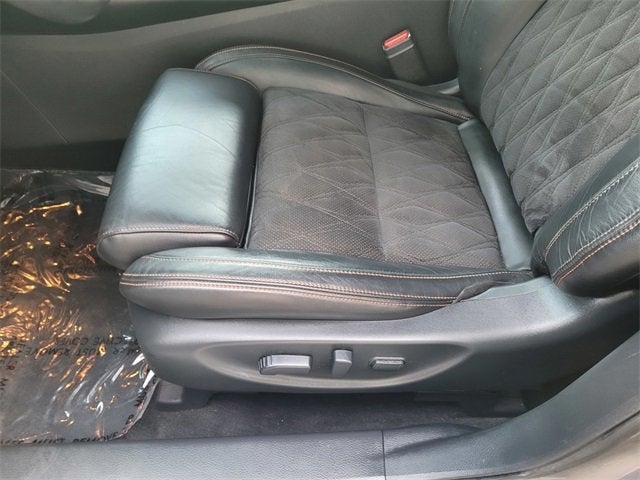 2020 Nissan Maxima SR