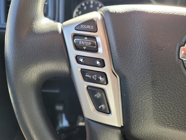 2022 Nissan Titan SV