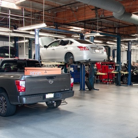 2022 Nissan Titan SV