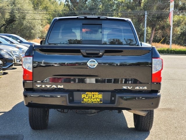 2022 Nissan Titan SV