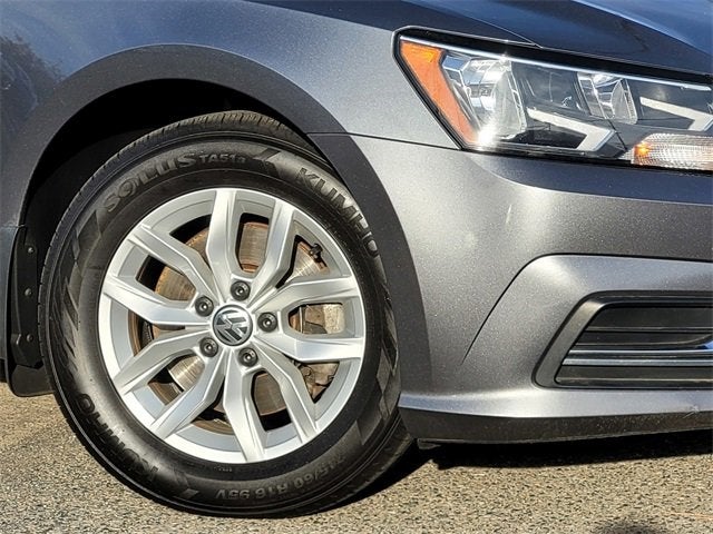 2018 Volkswagen Passat 2.0T S